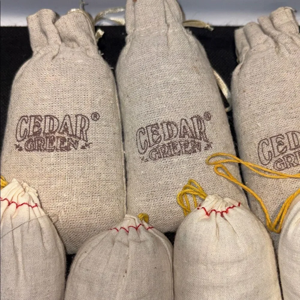 Natural Closet Sachets - Cream